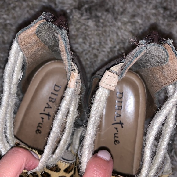 Like New Diba True Leopard Leather Wedge Sandal - Picture 3 of 4